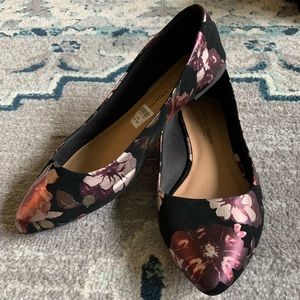 Black Floral Flats